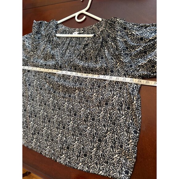 GAP Black & White Boho Floral Metallic Print Puff Sleeve Blouse Size Large - Picture 9 of 12